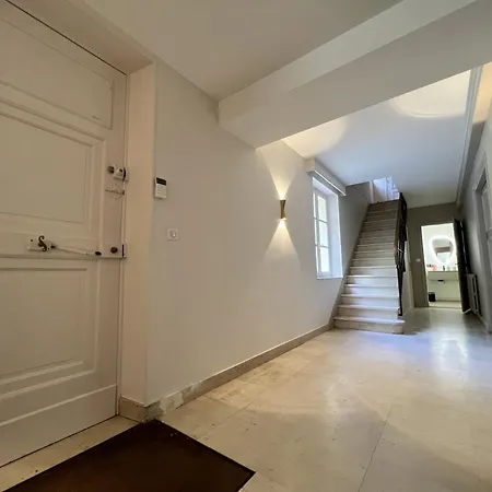 Superbe - La Maison Des Pilotes - 200 M Circuit Des 24h Du Mans - 15 Pers