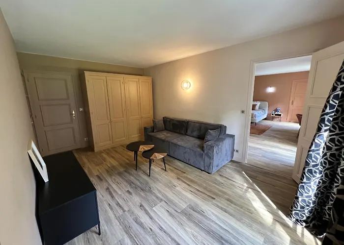 Superbe - La Maison Des Pilotes - 200 M Circuit Des 24h Du Mans - 15 Pers Villa Mulsanne